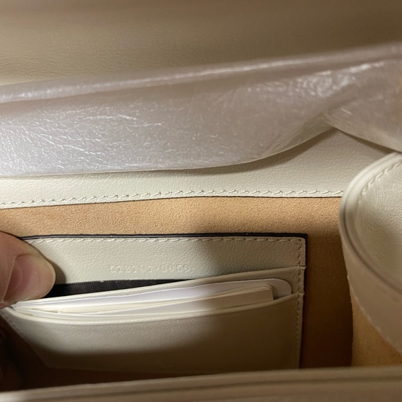 GUCCI BROADWAY BLK SILK QUILTED RAJA Clutch Round Yellow metal handle,NWT - Picture 4 of 5